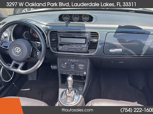 Used 2013 Volkswagen Beetle 2.0T FWD image 29