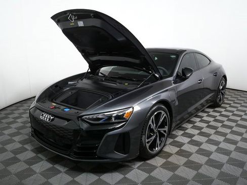 Used 2022 Audi e-tron GT Premium Plus w/ Performance Package image 33