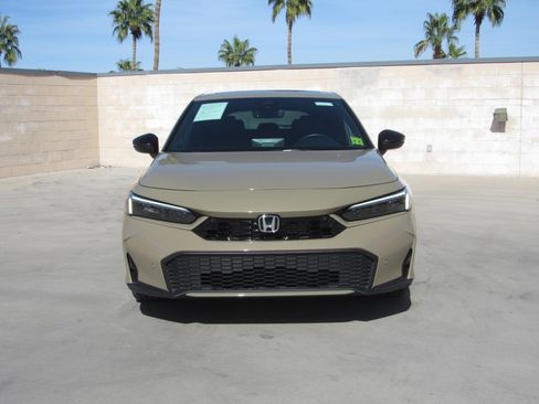 Used 2025 Honda Civic Sport Touring image 3