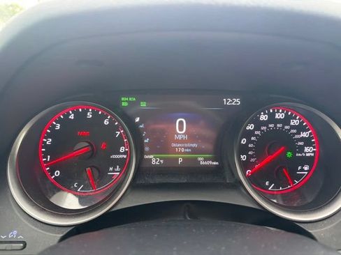 Used 2023 Toyota Camry XSE FWD image 9