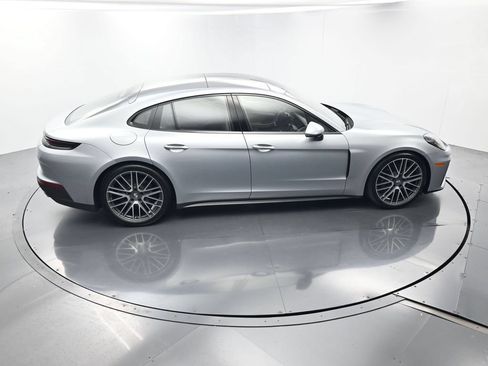 Certified 2026 Porsche Panamera w/ Premium Package RWD image 38