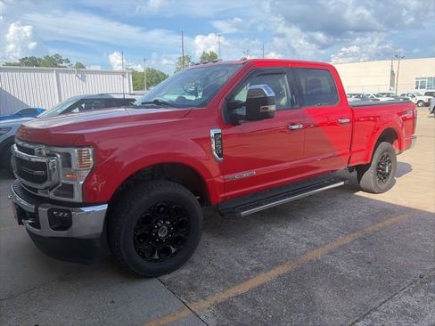 Used 2022 Ford F250 Lariat w/ Lariat Ultimate Package AWD/4WD image 2