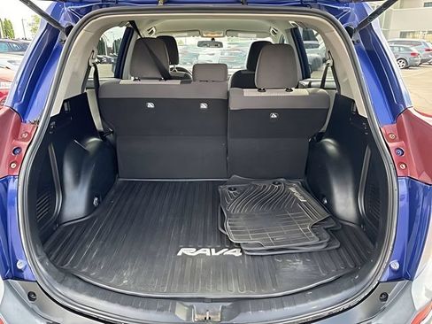 Used 2015 Toyota RAV4 LE AWD/4WD image 11