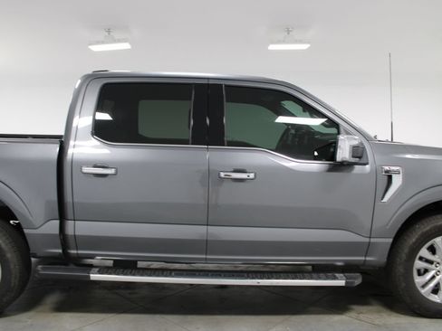 Used 2025 Ford F150 Lariat w/ Equipment Group 501A Mid AWD/4WD image 11