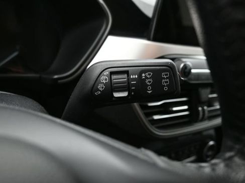 Used 2020 Ford Escape SEL FWD image 14