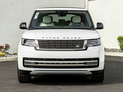 New 2026 Land Rover Range Rover Long Wheelbase SE AWD/4WD image 3