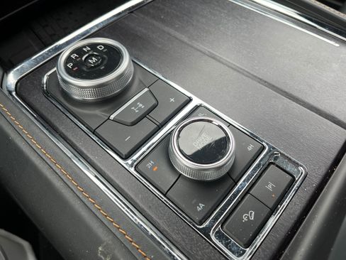 Certified 2023 Ford Expedition Max Platinum image 26