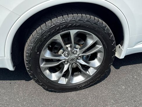 Used 2019 Dodge Durango R/T w/ Technology Group AWD/4WD image 23