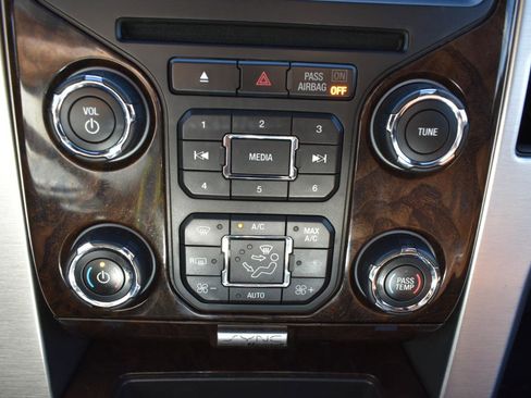 Used 2014 Ford F150 Platinum AWD/4WD image 22