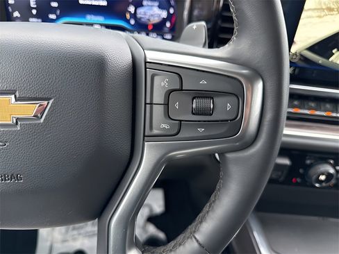 Used 2024 Chevrolet Silverado 1500 LTZ image 30