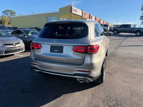 Used 2020 Mercedes-Benz GLC 300 GLC 300 4MATIC Sport Utility 4 image 10
