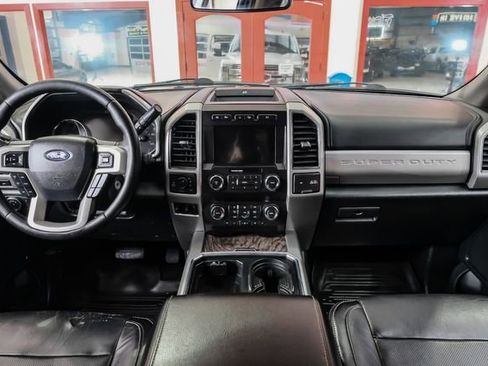 Used 2019 Ford F250 Lariat w/ Lariat Value Package image 13