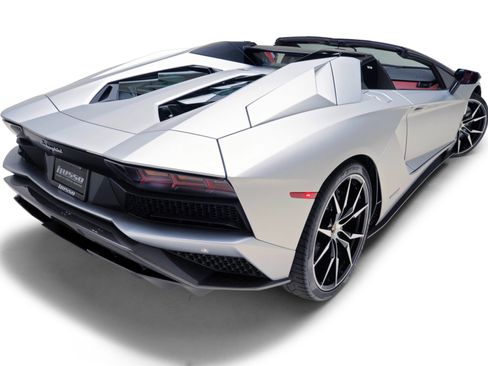 Used 2018 Lamborghini Aventador S AWD/4WD image 75