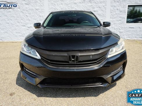 Used 2016 Honda Accord EX image 2