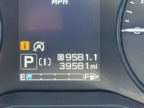 Used 2023 Subaru Crosstrek 2.0i Premium image 19