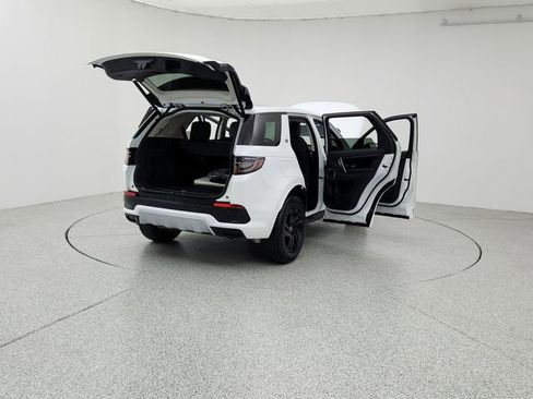 Certified 2025 Land Rover Discovery Sport S image 11
