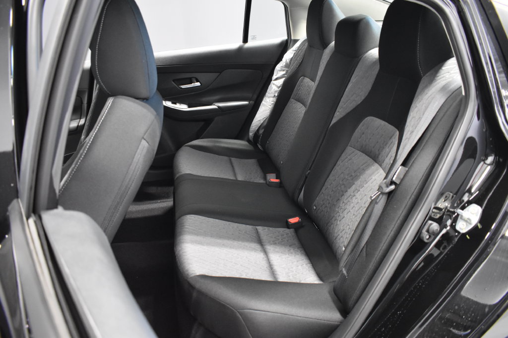 Certified 2026 Nissan Sentra SV w/ SV Convenience Package FWD image 31