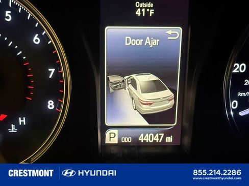 Used 2016 Toyota Camry LE image 36