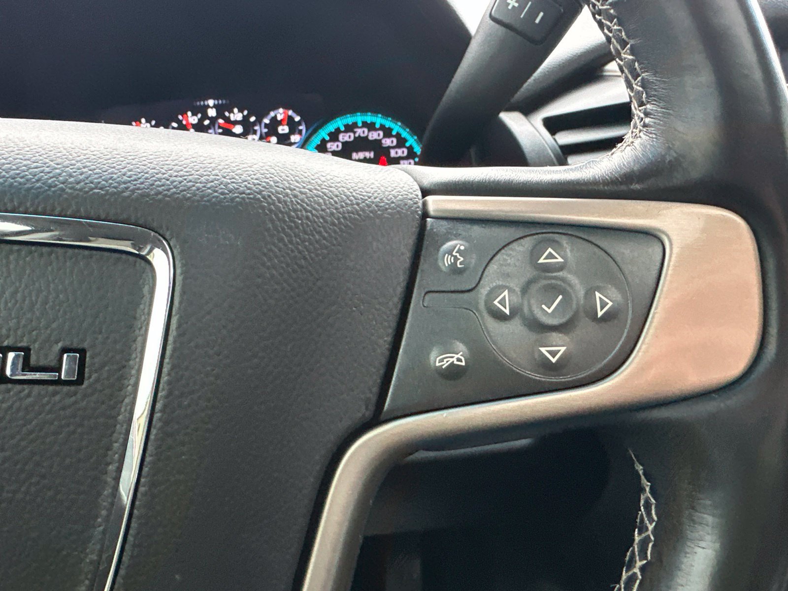 Used 2019 GMC Yukon Denali w/ Open Road Package AWD/4WD image 54