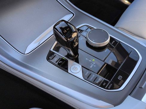 Used 2023 BMW X5 xDrive40i w/ M Sport Package image 33