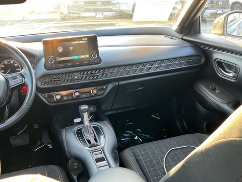 Certified 2024 Honda HR-V Sport image 38