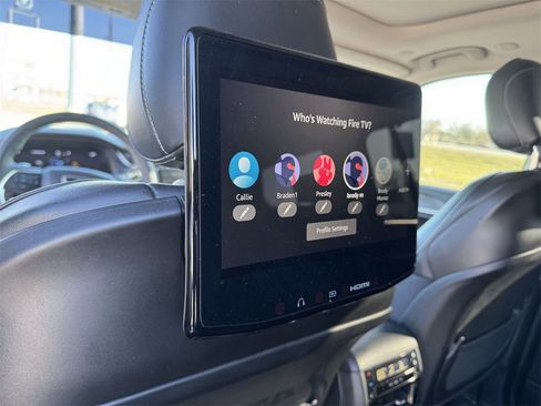 Used 2023 Jeep Grand Cherokee L Limited w/ Luxury Tech Group II image 22