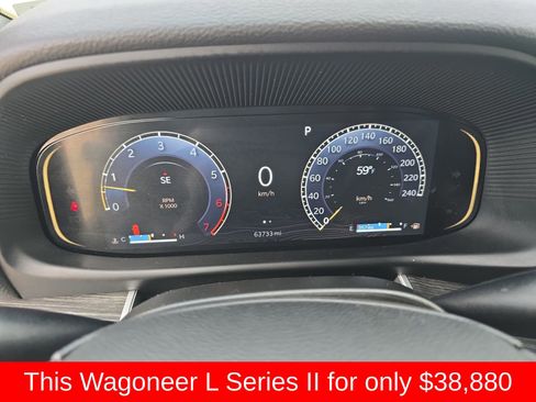 Used 2024 Jeep Wagoneer L Series II w/ Flexible Seating Group image 28