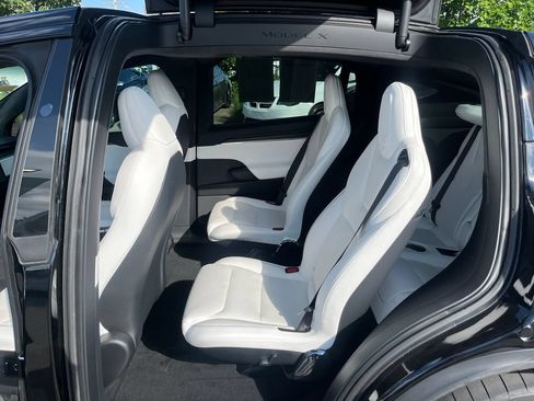 Used 2022 Tesla Model X Plaid AWD/4WD image 25