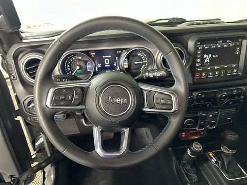 Used 2023 Jeep Wrangler Unlimited Rubicon 4xe image 13