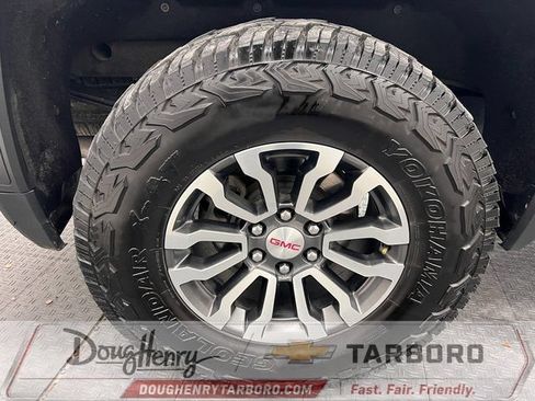 Used 2023 GMC Sierra 1500 AT4 w/ Technology Package AWD/4WD image 16