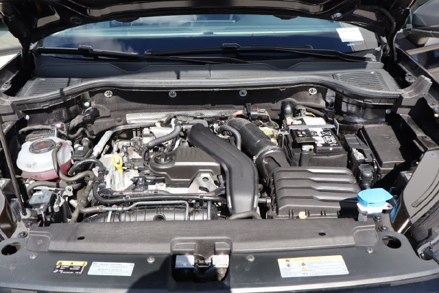 Used 2025 Volkswagen Taos S FWD image 18