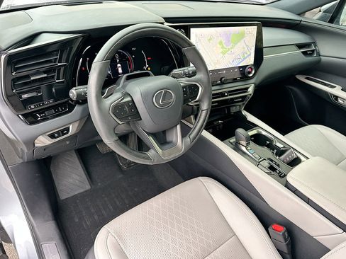 Used 2024 Lexus RX 350 Premium Plus image 9