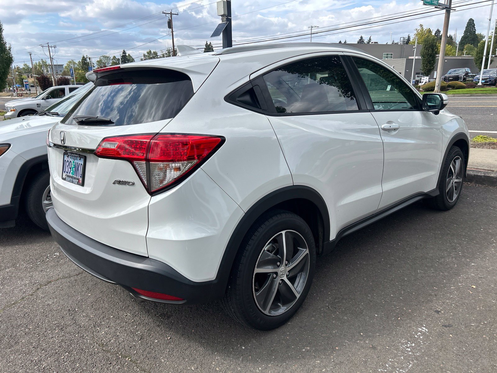 Used 2022 Honda HR-V EX image 4