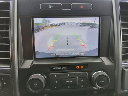 Certified 2022 Ford F350 XLT RWD image 22