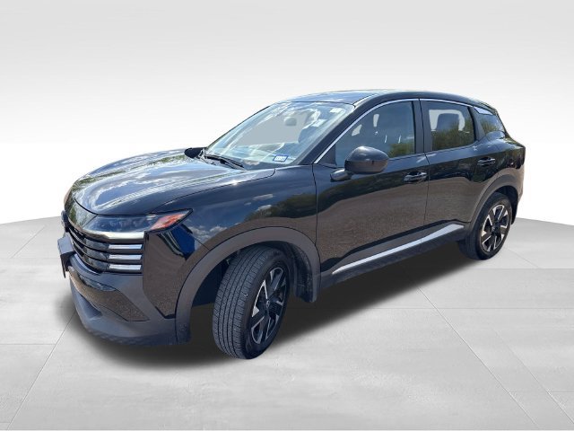 Certified 2025 Nissan Kicks SV AWD/4WD image 4