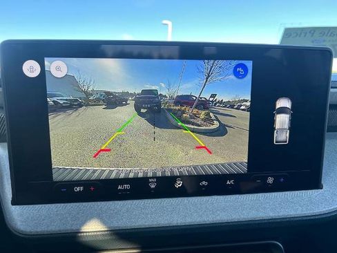 Certified 2025 Ford Maverick XLT w/ 4K Tow Package image 27