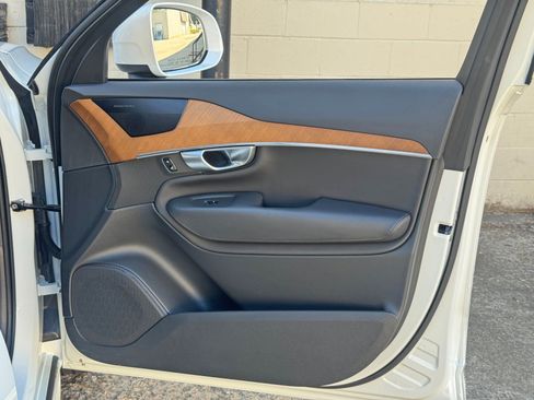 Used 2024 Volvo XC90 T8 Plus w/ Protection Package Premier AWD/4WD image 47