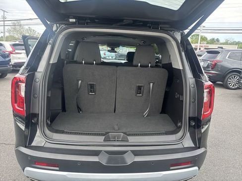 Used 2023 GMC Acadia SLE w/ Driver Convenience Package FWD image 24