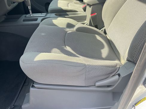 Used 2019 Nissan Frontier SV image 13