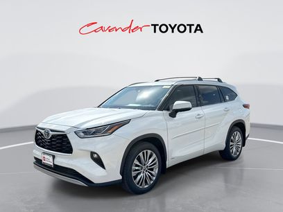 Used 2022 Toyota Highlander Platinum
