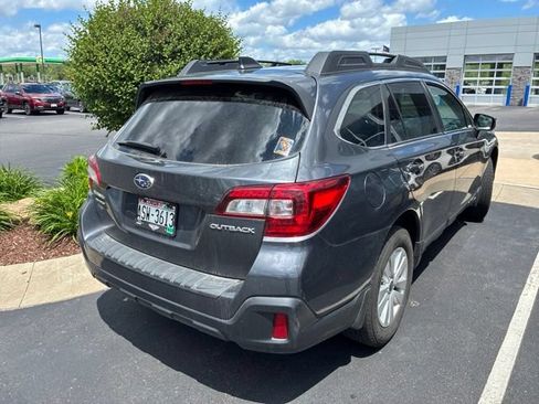 Used 2019 Subaru Outback 2.5i Premium AWD/4WD image 7