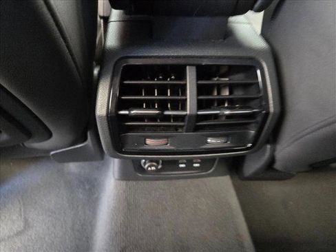 Used 2021 Audi Q3 2.0T Premium image 15