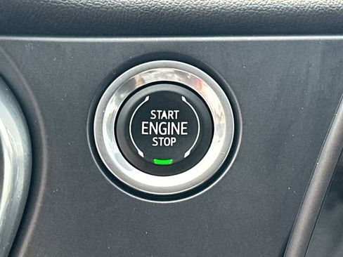 Used 2022 Chevrolet Blazer LT image 33