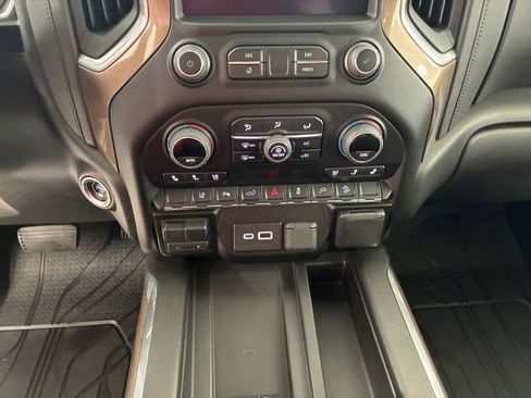 Used 2023 Chevrolet Silverado 2500 High Country w/ Z71 Off-Road Package AWD/4WD image 21