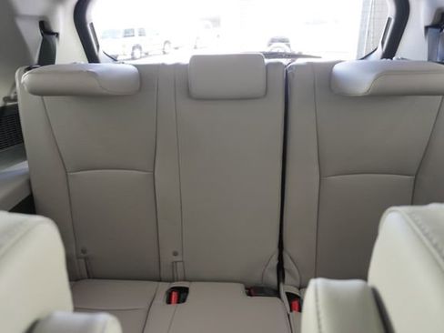 Used 2025 Toyota Grand Highlander AWD image 36