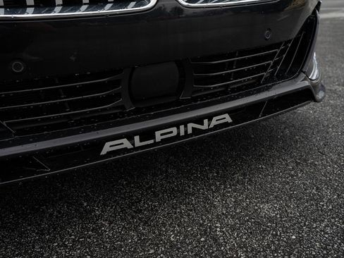 Used 2020 BMW ALPINA B7 xDrive AWD/4WD image 9