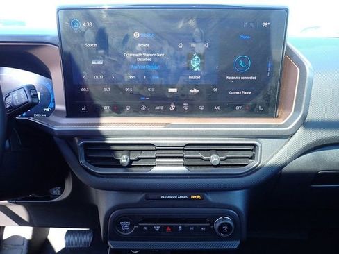 Certified 2025 Ford Bronco Sport Outer Banks w/ Outer Banks Tech Package+ AWD/4WD image 29