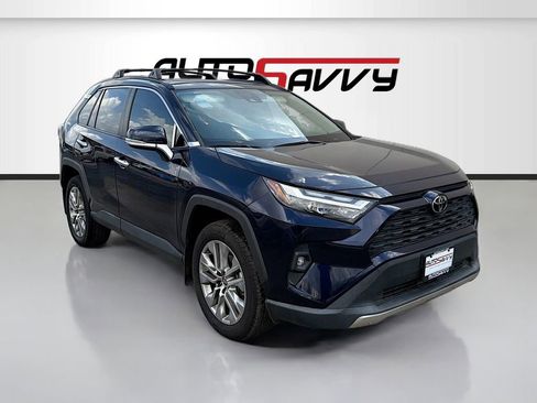 Used 2023 Toyota RAV4 XLE Premium image 1