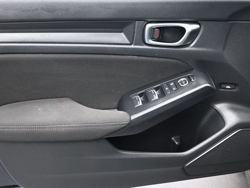 Used 2022 Honda Civic Sport image 8