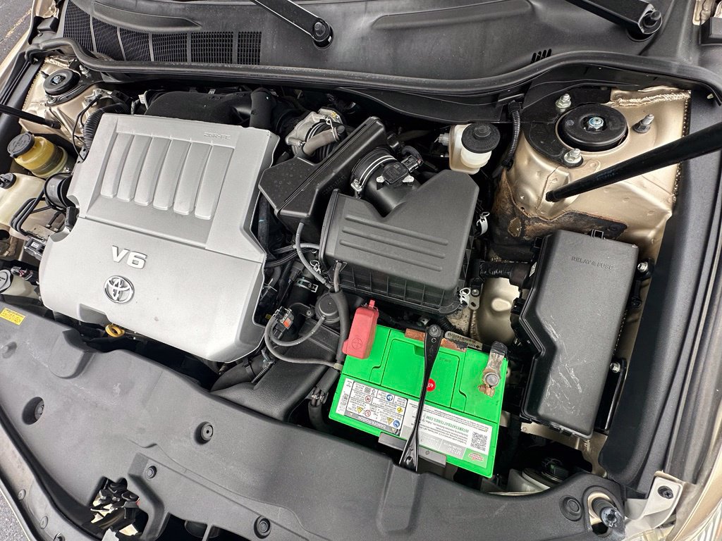 Used 2011 Toyota Camry XLE FWD image 36